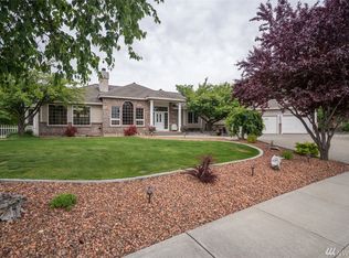 2359 Grand Ave, East Wenatchee, WA 98802