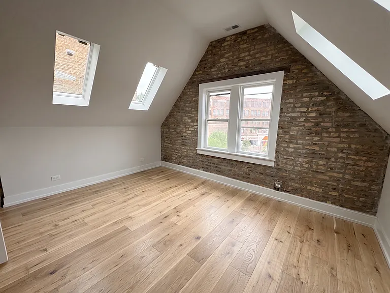 1317 N Ashland Ave #4F — Photo 4