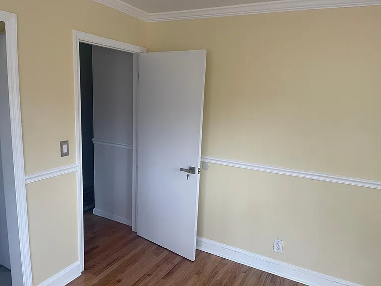 68 Canterbury Rd — Photo 5