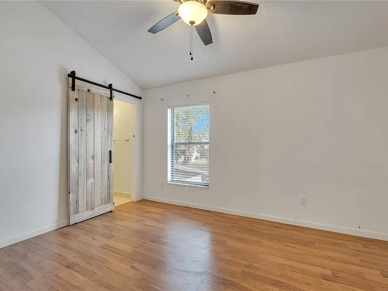 9426 Lake Lotta Cir — Photo 20