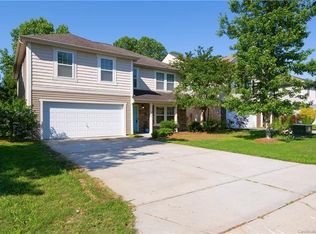 1024 Regal Manor Ln, Fort Mill, SC 29715