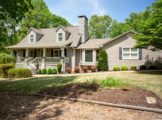885 Shenendoa Dr, Ellijay, GA 30540