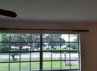 2876 Lakeview Dr, Sebring, FL 33870
