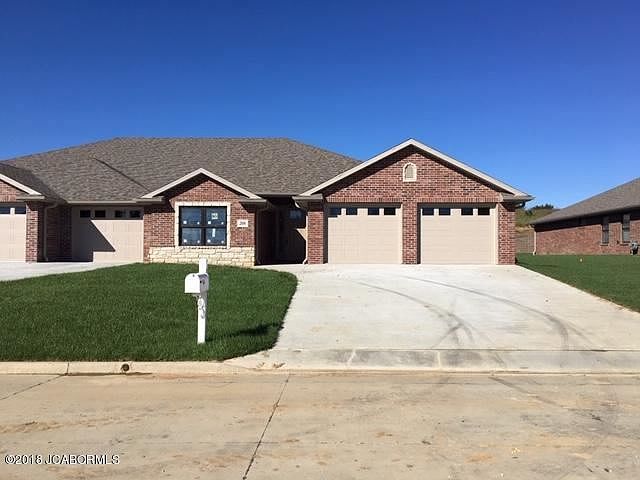 1st image of 208 Homeland Dr