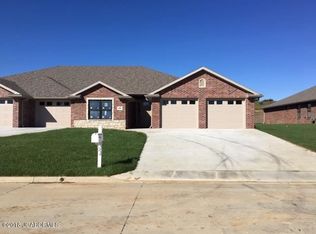 208 Homeland Dr, Jefferson City, MO 65109