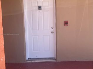 2319 W 60th St #D106, Hialeah, FL 33016