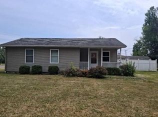 1203 Magnolia St, Defiance, OH 43512