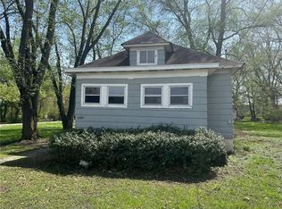 2287 E Hickory St, Decatur, IL 62526