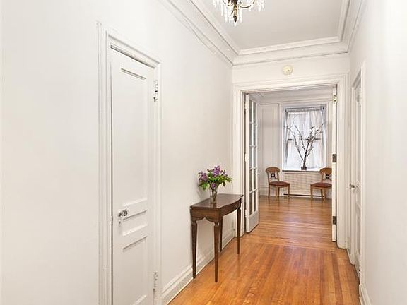 5th image of 205 W 89th St APT 4H