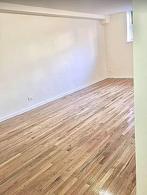 4th image of 150 Hawthorne St APT 1D