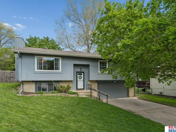 15230 Lincoln Cir, Omaha, NE 68154
