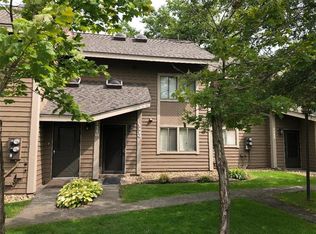 1110 Forbes Ln, Hidden Valley, PA 15502