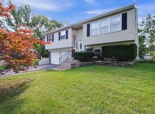 414 Argyll Ln, Schaumburg, IL 60194