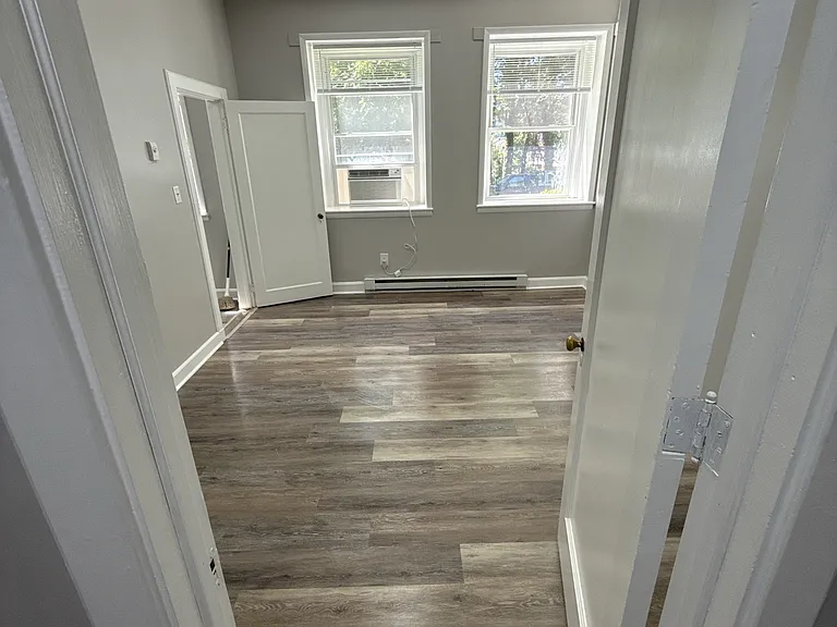 35-45-55 James Dr #1-A — Photo 14