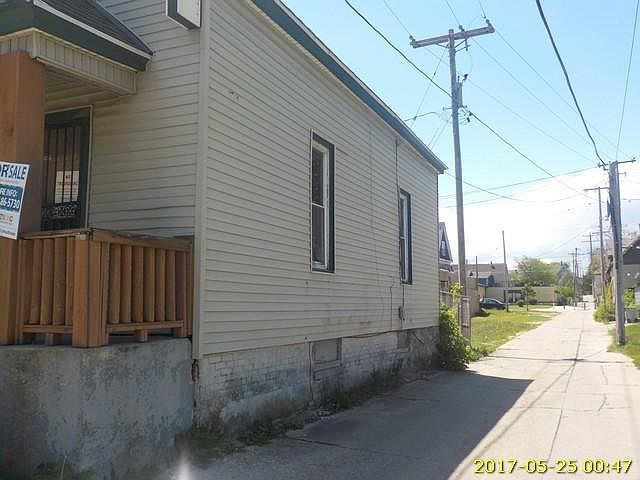 2nd image of 3115 N 15th St