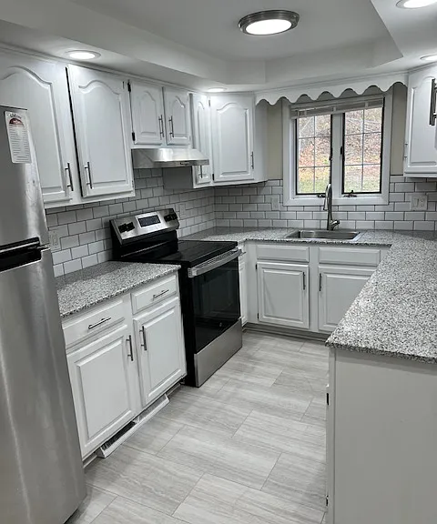 40 N Main St #6 — Photo 1