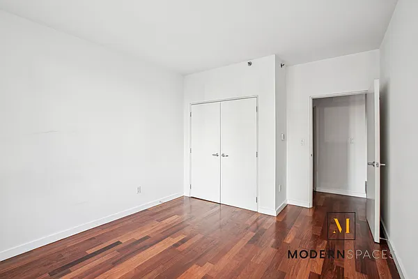 Sold by Modern Spaces | media 6