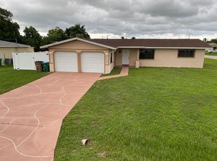 1431 NE 5th Ln, Cape Coral, FL 33909