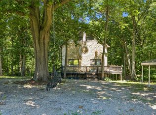 145 1/2 Center Grange Rd, Aliquippa, PA 15001