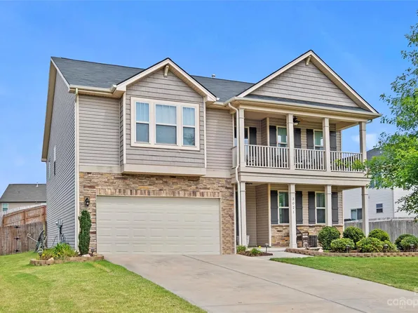 3021 Parsifal Ln, Charlotte, NC 28213