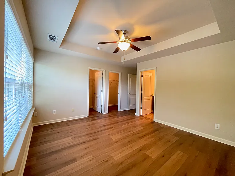 3242 Brockenhurst Dr — Photo 19