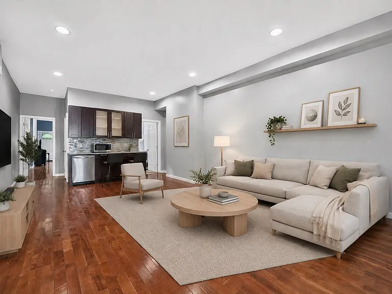 447 Mercer St #1 — Photo 2