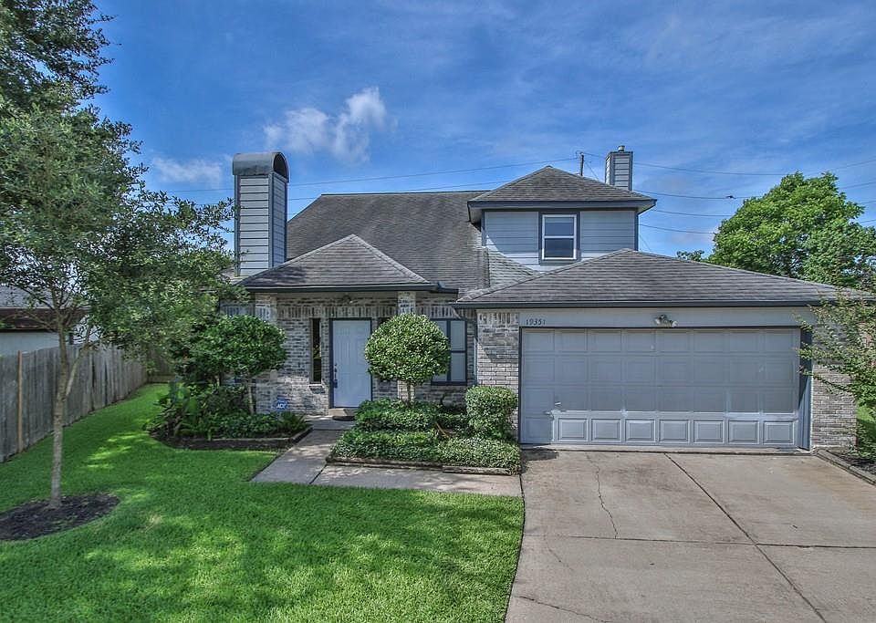 1st image of 19351 Larissa Dr