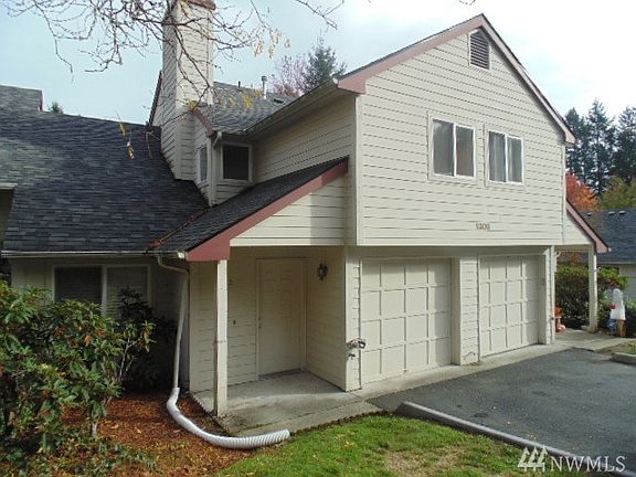 2nd image of 1308 NW Slate Ln