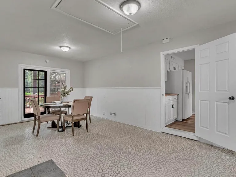 6127 Fair Ave — Photo 8