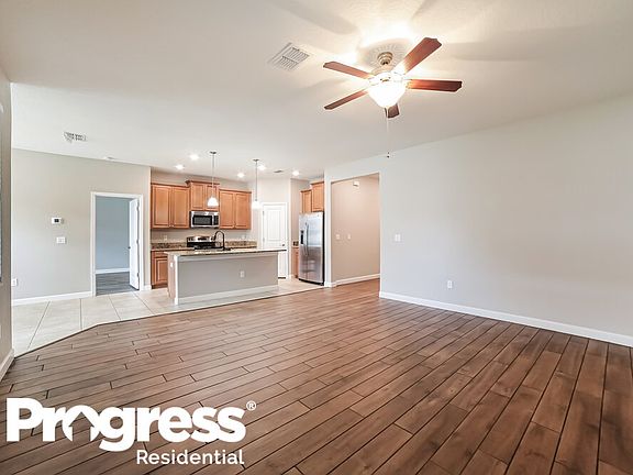 4th image of 10119 Count Fleet Dr