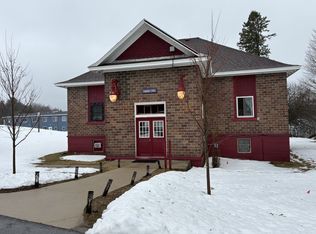 9190 S Kasson St #3, Cedar, MI 49621