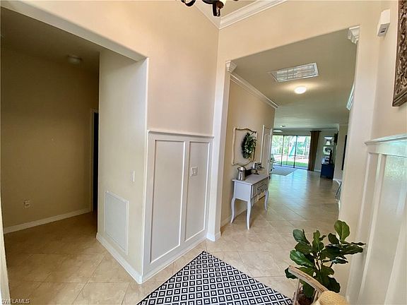 4th image of 9396 River Otter Dr
