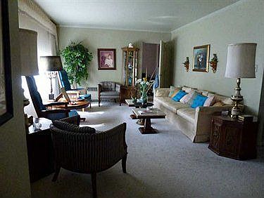 4th image of 19 Ambler Ave