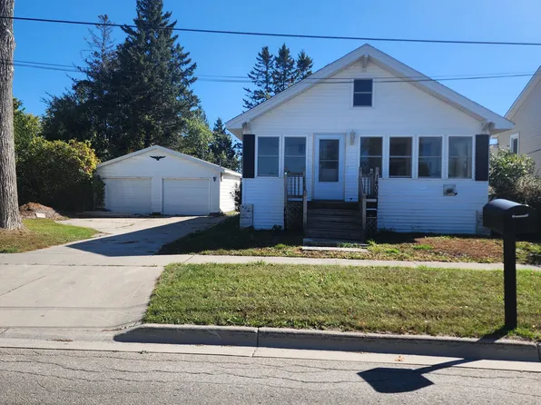 1406 N 2nd Ave, Alpena, MI 49707