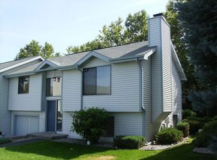 920 E Calkins Dr, Spokane, WA 99208