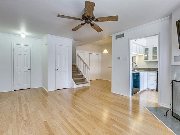 3rd image of 5200 Martel Ave APT 31A