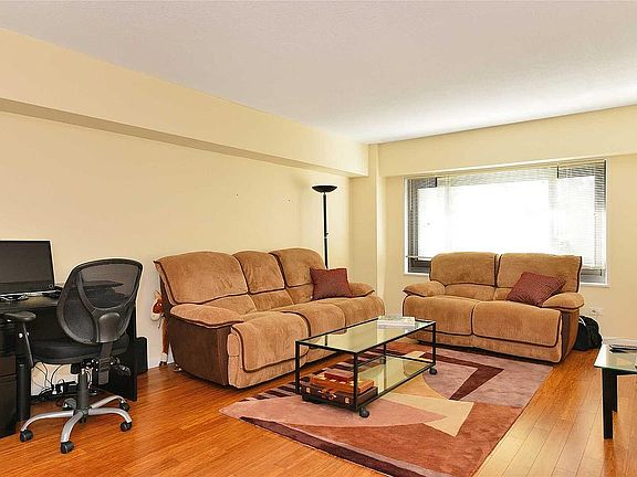 5th image of 119-45 Union Tpke Unit 6-A
