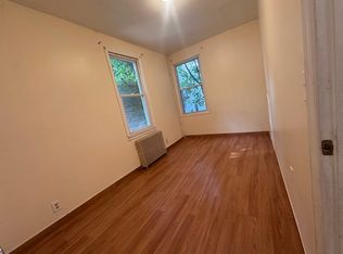 36 W 54th St APT 1, Bayonne, NJ 07002