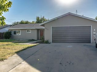903 Cinnamon Dr, Lemoore, CA 93245