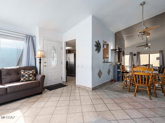 3rd image of 2386 W Palo Dulce Dr