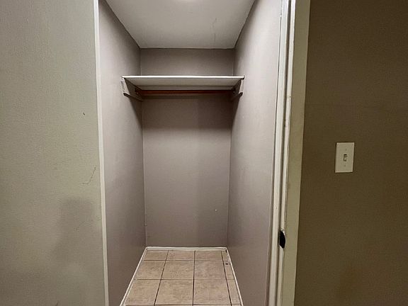 2nd image of 818 Ogden St APT 6