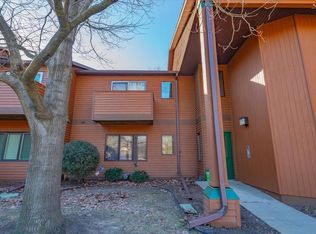 830 S Gammon Rd APT 3, Madison, WI 53719
