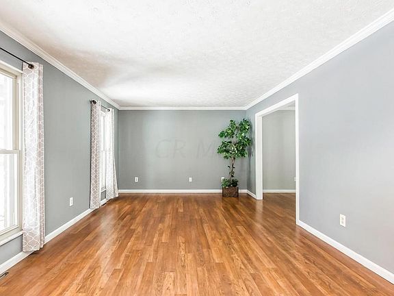 5th image of 13733 Stonehenge Cir NW