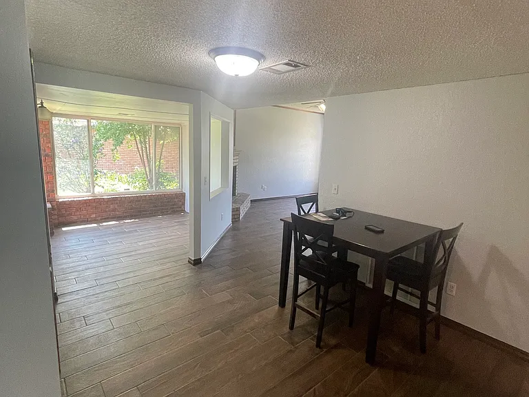 1700 SW 21st St — Photo 3