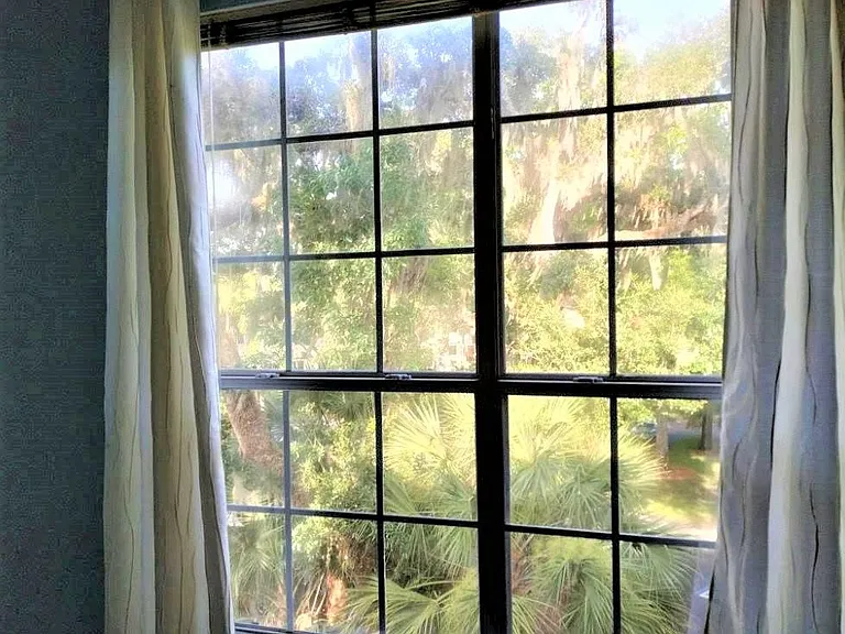 Bright, airy tropical views