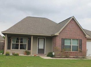 106 Rue Nuage, Carencro, LA 70520