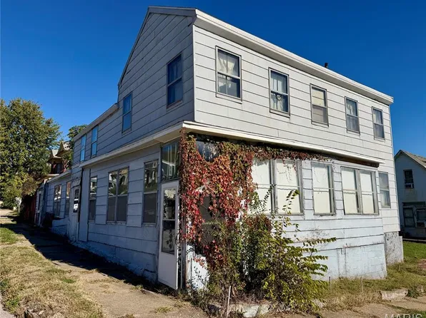 320 Bird St, Hannibal, MO 63401