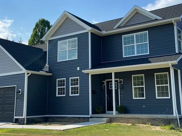 50 Village Blvd, Canfield, OH 44406
