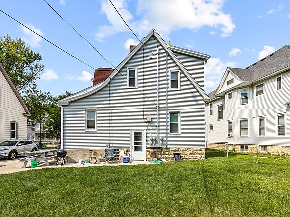 5th image of 319 N Center St #419