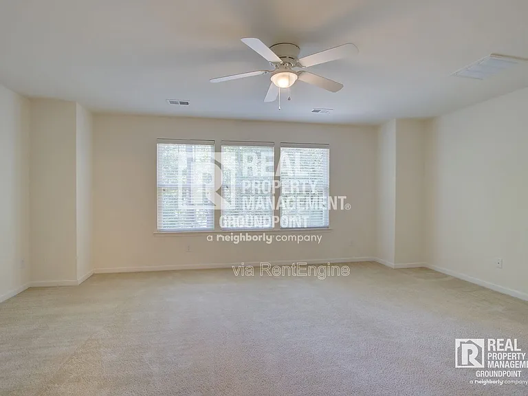 104 Elliott Creek Ln — Photo 12